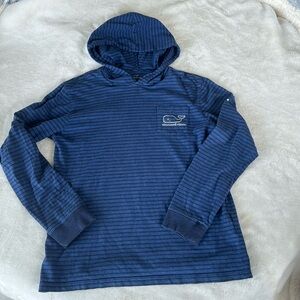 Vineyard vines, long sleeve hooded T-shirt
